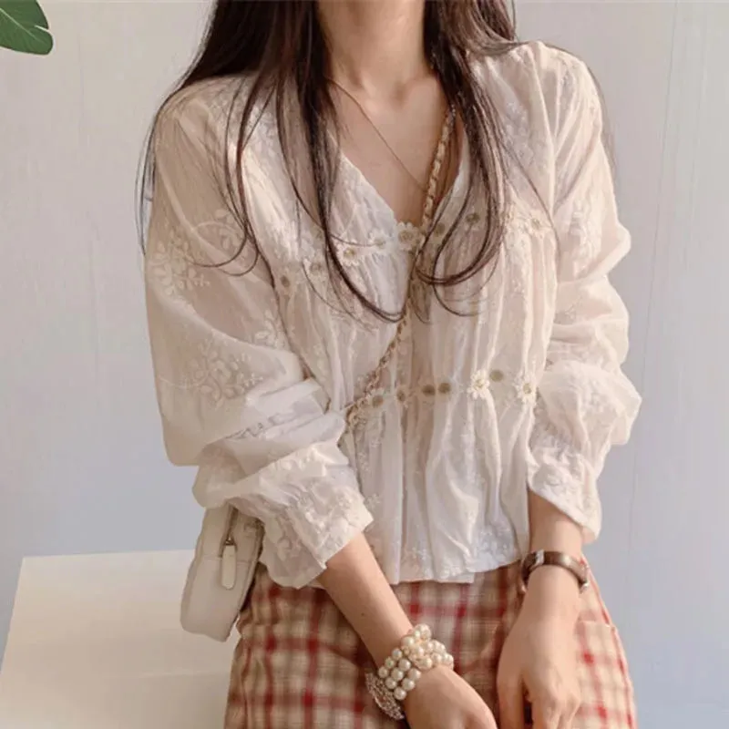 Floral V-neck Flare White Blouse