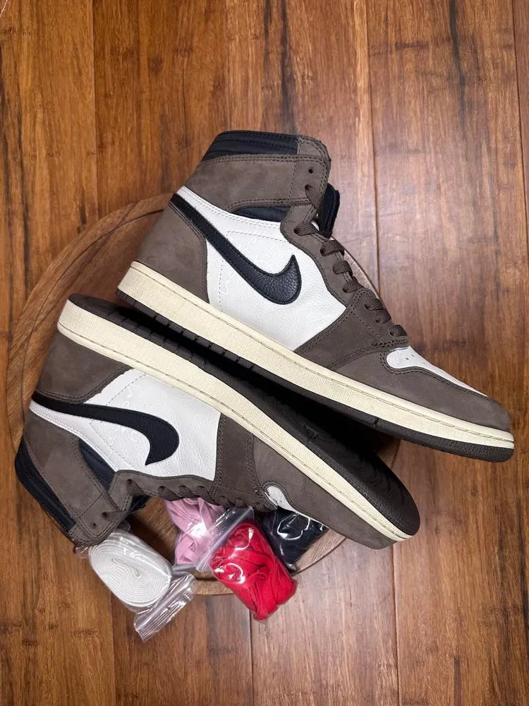 Jordan 1 Retro High OG SP Travis Scott Mocha